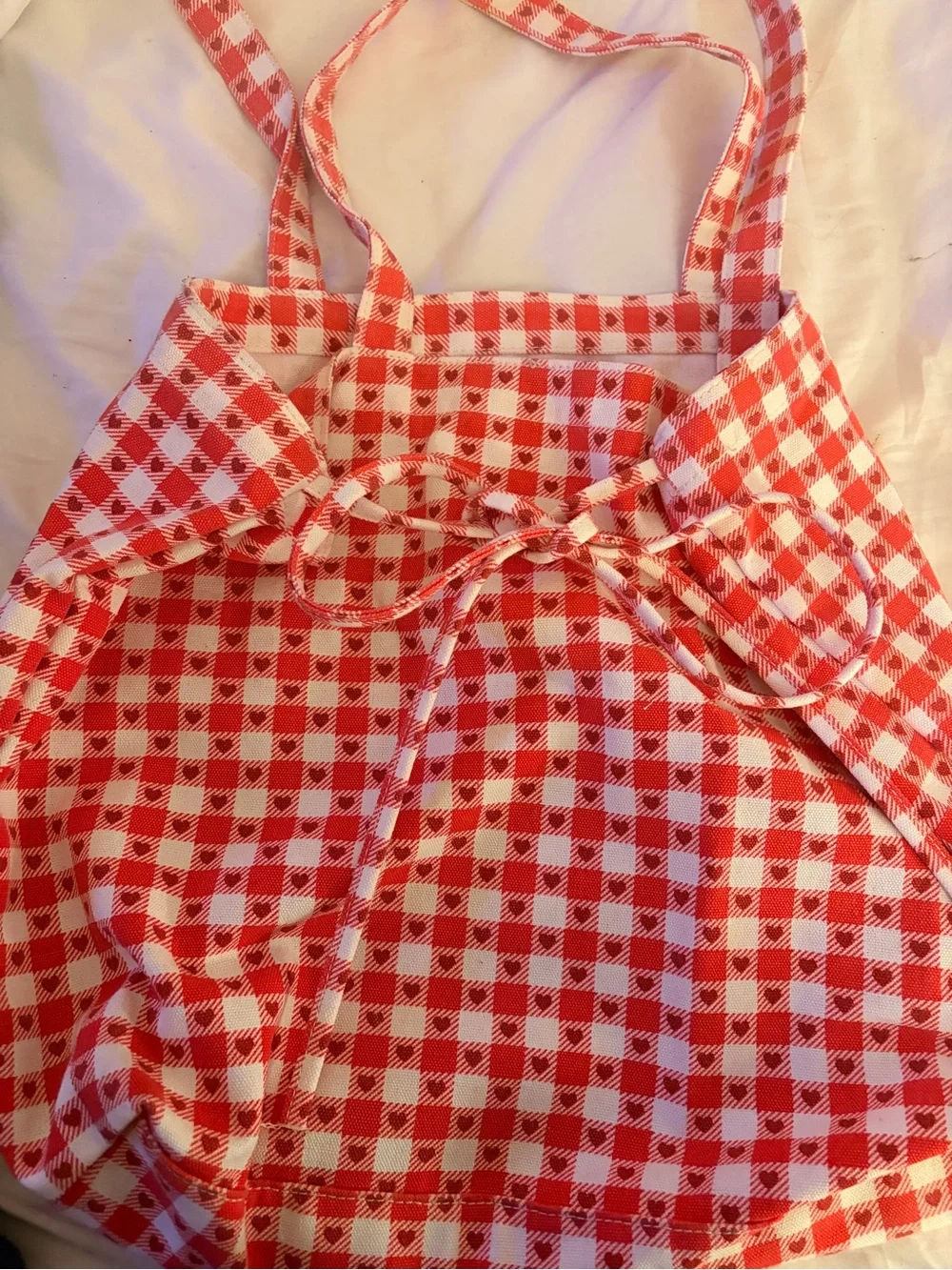 Red and White gingham heart pattern tote